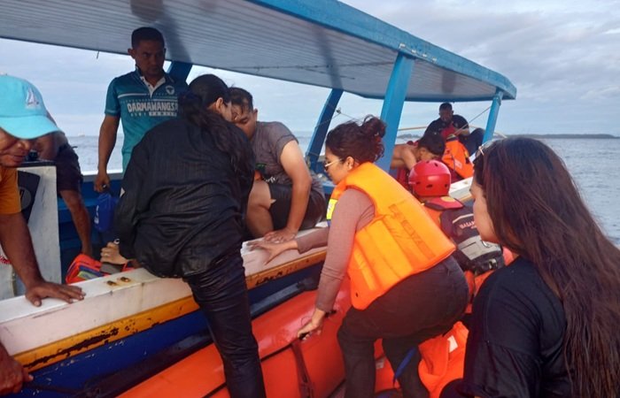 Boat Wisata Terbalik, 8 Wisatawan Dilaporkan Selamat
