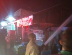 Api Hanguskan Kios Warga di Labui, Istri Pemilik Terluka