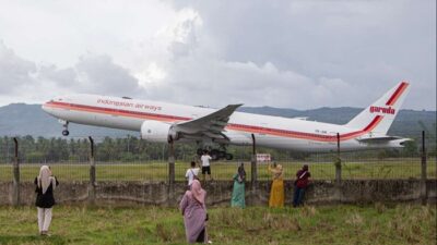 Terbangkan Jemaah