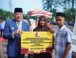 580 Santri dan Mahasiswa Nagan Raya Terima Bantuan Pendidikan