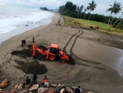 Muara Sungai di Suak Ujung Kalak Dikeruk untuk Antisipasi Banjir