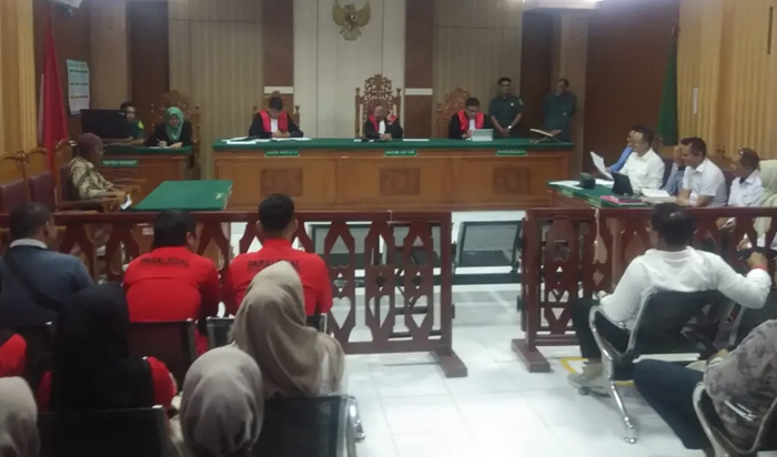 Cabut Gugat