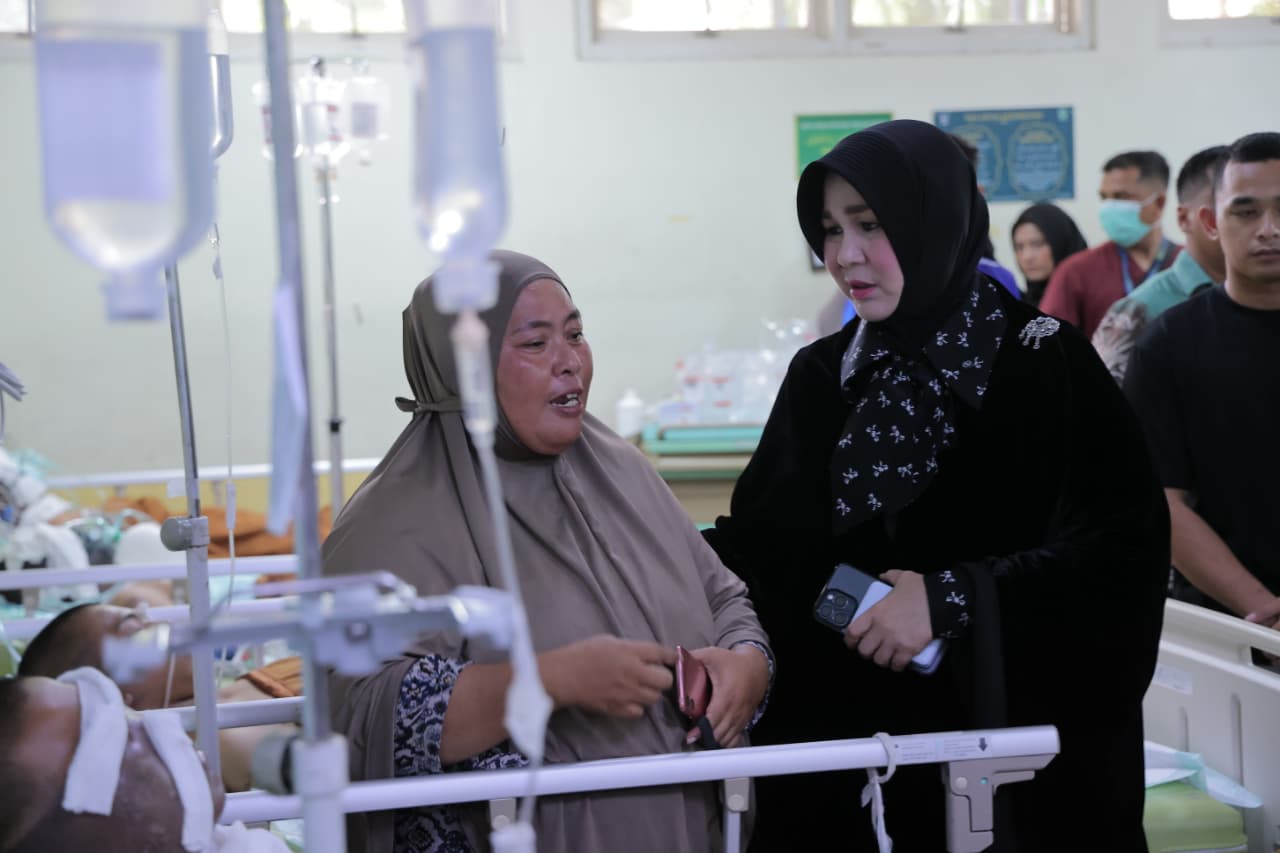 Jenguk Korban KMP Aceh Hebat 2, Illiza Minta Evaluasi SOP Keselamatan