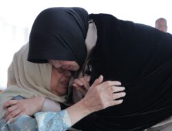 Illiza Melayat ke RSUDZA, Kenang Pengabdian Abu Doto untuk Aceh