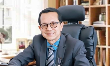 Prof Nyak Amir