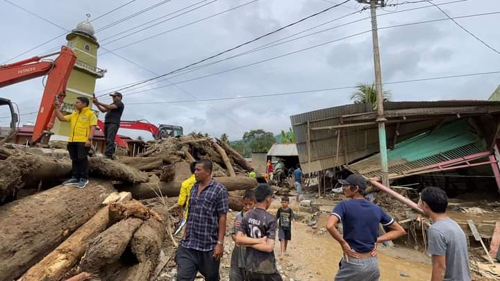 Banjir Bandang dan Harga Mahal Kerusakan Hutan