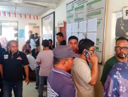 Ambil SP Bansos Stimulan, Kantor Desa Bundar Dipadati Warga