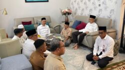 Sekda Aceh dan Kepala SKPA Takziah ke Rumah Duka Zaini Abdullah