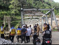Warga Protes Perbaikan Jalan Tajuk Enang-enang di Stop BPJN Aceh