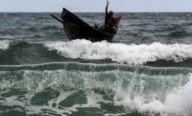 gelombang laut tinggi
