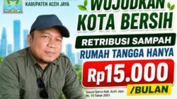 DLH dan Geuchik Gotong Royong Bersihkan Kota Calang