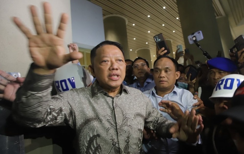 Mantan Jampidsus Febrie Adriansyah Dijebloskan ke Rutan KPK