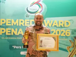 Fadhil Ilyas Terima Pemred Award 2026 Kategori The Best Communication