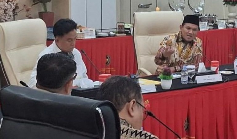 Soal Tanah Wakaf Blangpadang, Menteri Yusril Dorong Penyelesaian Melalui Jalur Hukum