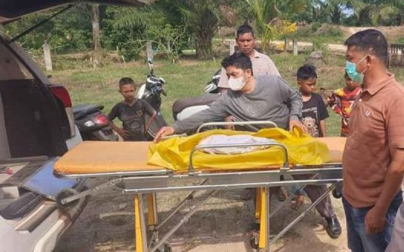 Warga Temukan Jasad Bayi Hanyut di Krueng Arakundo