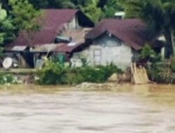 Dua Rumah Warga di Pinggir Krueng Meureubo Terancam Ambruk