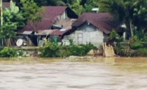 Terancam Ambruk