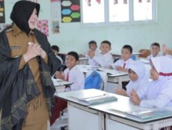Illiza Cek Sekolah di Banda Aceh, dari Kebersihan hingga Program MBG