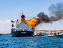Iran Tembaki Dua Kapal Tanker yang Dikawal Militer AS