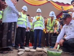 Menag Bangun Kembali MIN 5 Pidie Jaya yang Diterjang Banjir