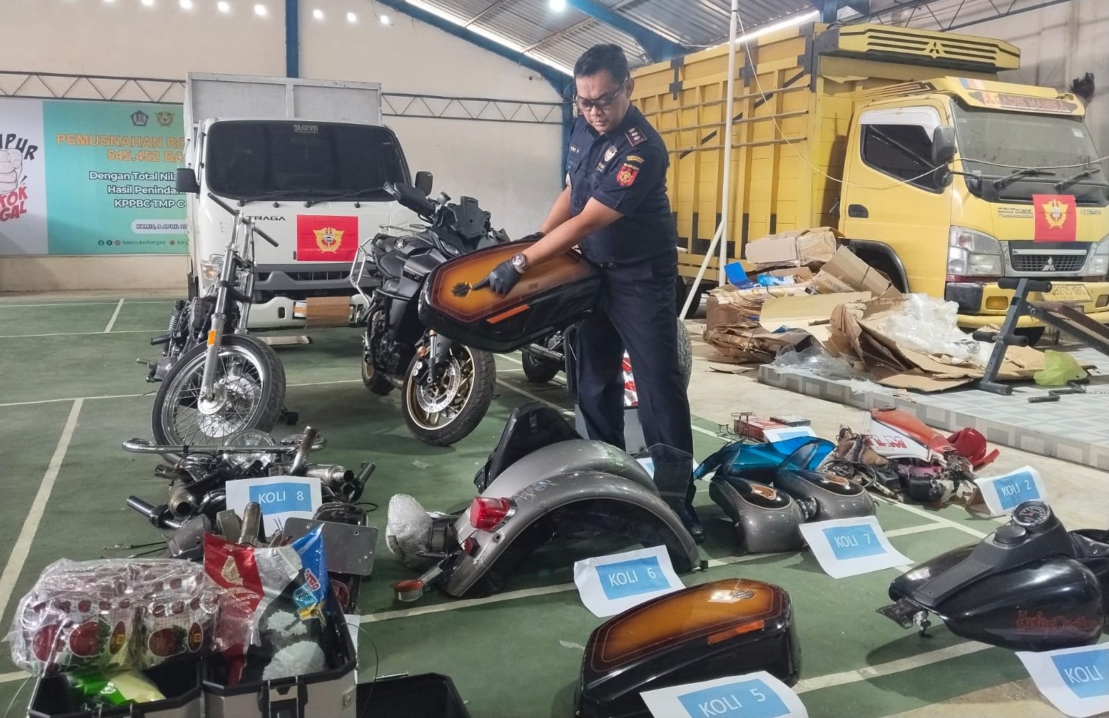 Moge dan Aksesoris