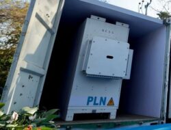 PLN Bangun 13 Unit PLTS di Aceh