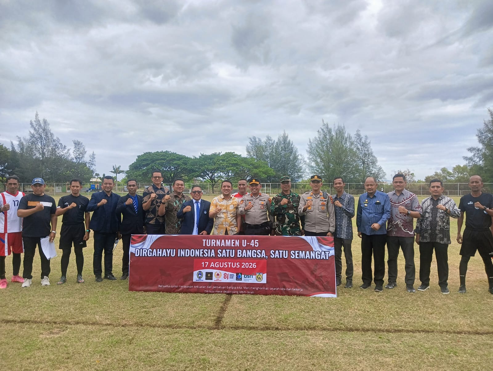 Sembilan Kecamatan di Banda Aceh Ikuti Turnamen Sepak Bola U-45 Eksekutif