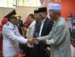 Pemprov Aceh Serahkan Penghargaan untuk Keluarga Pahlawan dan Veteran