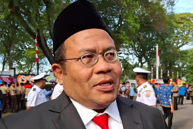 Zulkifli H Adam