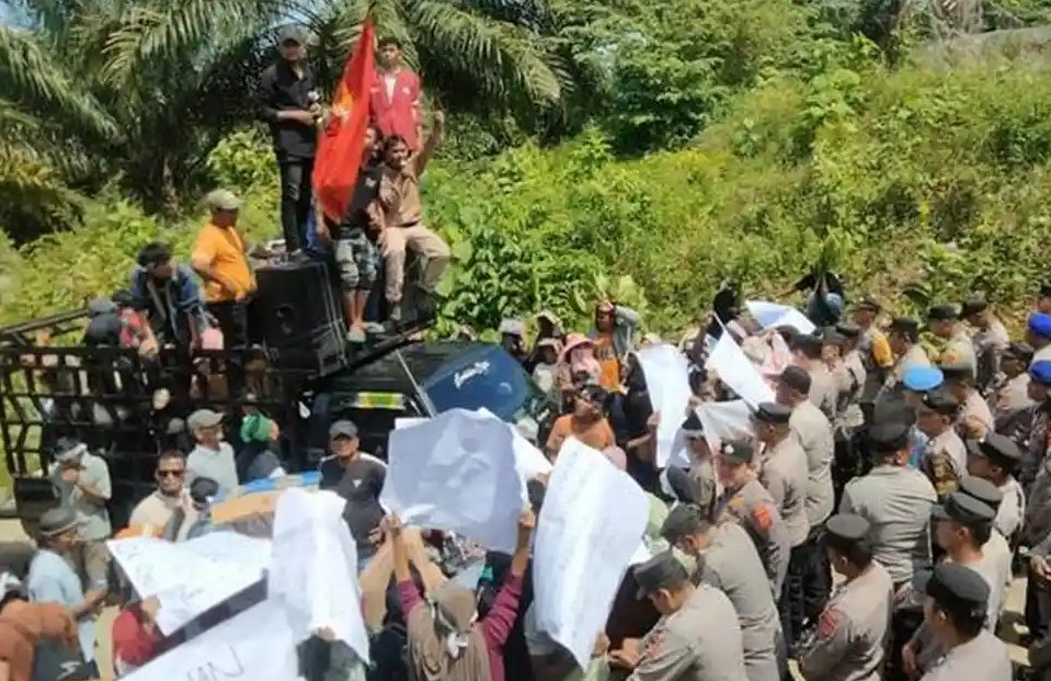 Bupati Abdya Ancam Bekukan Izin Perusahaan yang Abaikan CSR