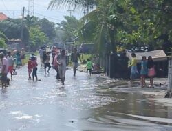 Pesisir Aceh Barat Dilanda Banjir Rob Akibat Gelombang Tinggi