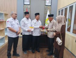 Diperjuangkan Jadi Pahlawan, Panglima T Nyak Makam Terima Penghargaan