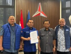 Terima SK DPP, Sayuti Abubakar Resmi Pimpin DPD Partai Demokrat Aceh