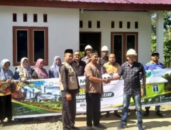 Harun dan Yulia Terima Rumah Layak Huni dari CSR PT Mon Jambee