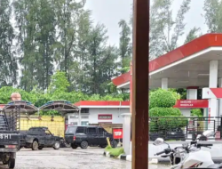 Pemkab Aceh Jaya Larang Mobar Antre Solar Siang Hari