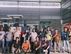 Dukung Oplah Rawa, Pemkab Abdya Salurkan 10 Traktor 4WD