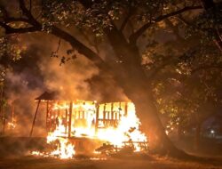 Rumah Panggung Milik Lansia Terbakar di Aceh Tamiang
