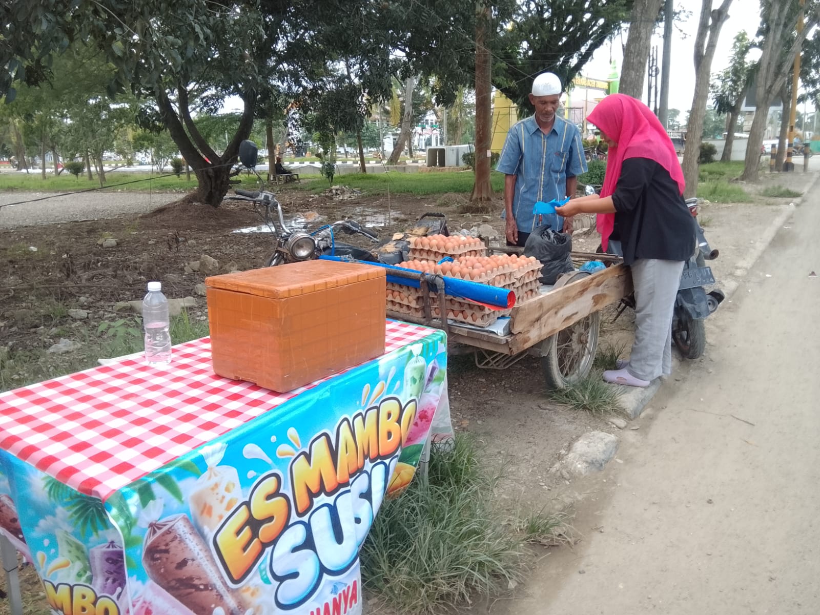 Banjir Menghancurkan Kantinnya, Kini Kak Nong Merintis Usaha dari Nol